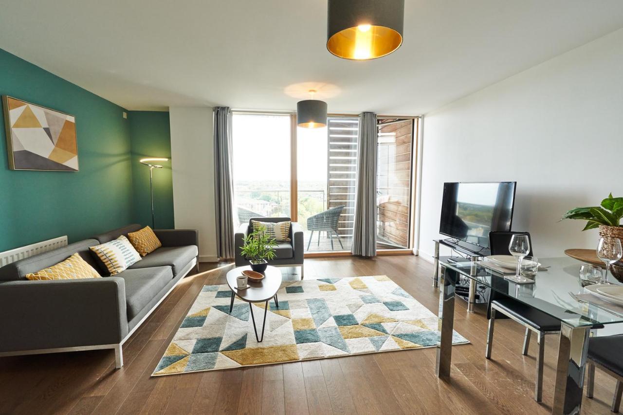 Shortstaymk Vizion Apartments, With Free Superfast Wi-Fi, Parking, Sky Sports And Movies Milton Keynes Exteriör bild