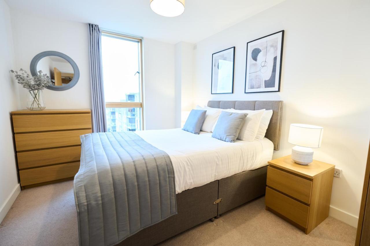 Shortstaymk Vizion Apartments, With Free Superfast Wi-Fi, Parking, Sky Sports And Movies Milton Keynes Exteriör bild
